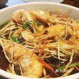新鲜，个头大，虾皇还很大气，口味偏甜