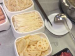 -宴全牛粤来越牛潮汕鲜牛肉火锅(海州万达广场店)