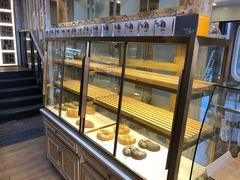面包甜点陈列柜-霸王茶姬(南强街店)
