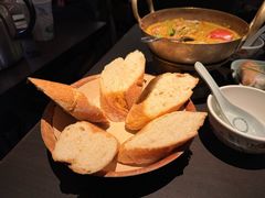 法式面包-大头虾越式风味餐厅(光明广场店)