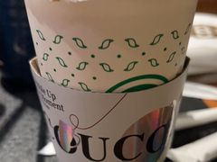 -湊湊火锅·茶憩(南京东路悦荟店)