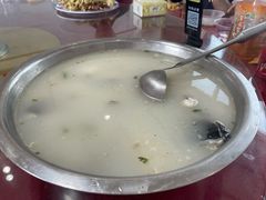 -雪湖煜辰鱼头老店(雪野湖店)