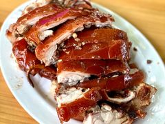 -黄记四更烤乳猪店