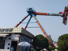 游乐设施-国色天乡三期陆地乐园