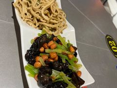 -郑享吃烧烤烩面(红专路店)