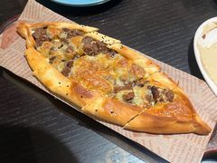 土耳其牛肉奶酪披萨-Mevlana梅夫娜土耳其餐厅·清真