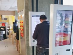 -麦当劳(农光里店)