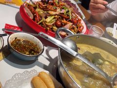 -乡土黄·鲜牛肉火锅·小龙虾(兴业街店)