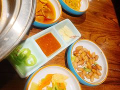 -明洞阿姨·韩式酱蟹烤肉·创意料理(三元桥店)