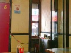 大堂-东北熏肉大饼(大学南路店)