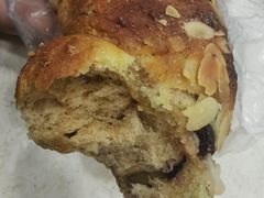蔓越莓核桃麻花-多乐之日(颐堤港店)