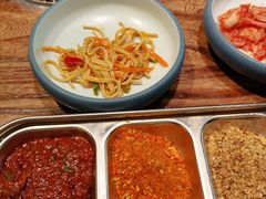 -明洞阿姨·韩式酱蟹烤肉·创意料理(三元桥店)