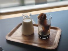 黑砖拿铁-dotcom coffee古点咖啡(致真大厦店)