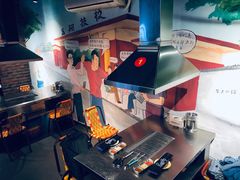 -马路牙子地桌烤肉(工体店)