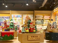 -猫的天空之城概念书店(苏州诚品店)