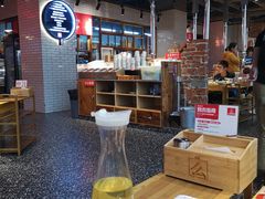 大堂-么肆烤肉·中式自助·烤肉大排档(街道口季佳PAI店)