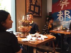 -炉小二铜锅牛蛙•川湘菜(三里屯店)