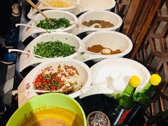 调料台-锅首鲜品火锅(鸳鸯店)