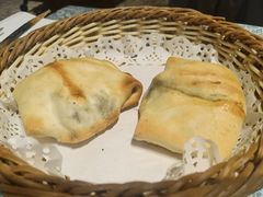 馕坑烤包子-巴扎美食·新疆菜·西域歌舞表演餐厅(新疆大厦店)