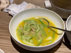 芒种虾皮烧丝瓜-小大董·烤鸭(凤凰汇店)