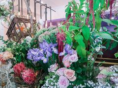 -FLOVIE FLORIST CAFE