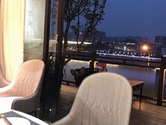 -夜宴江景餐厅