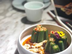酸辣鲜桃仁炝秋葵-望湘园·小雅(德基店)