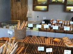 面包甜点陈列柜-那家面包房(珠江路店)
