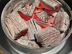 -铭牛烧肉·和牛海鲜自助(高新月牙湖店)