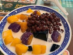 -广信牛奶甜品世家(台东店)