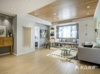 今日分享颜值超高,还能看电影品咖啡,简直太羡慕!