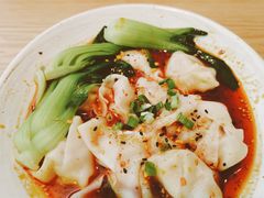 红油鸡汤抄手-花盐街·四川乐山小吃(西单大悦城店)