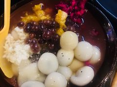 -何师烧烤·香辣蟹·川菜·30年老品牌(太古里旗舰店)