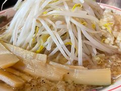 二郎系拉面-拉面莊夢語＆中华料理八椿