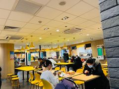大堂-麦当劳(西客站店)