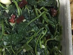 -黄泥岗·地道湖北菜(奥特莱斯店)