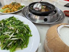 -新峰肉骨茶(总店)