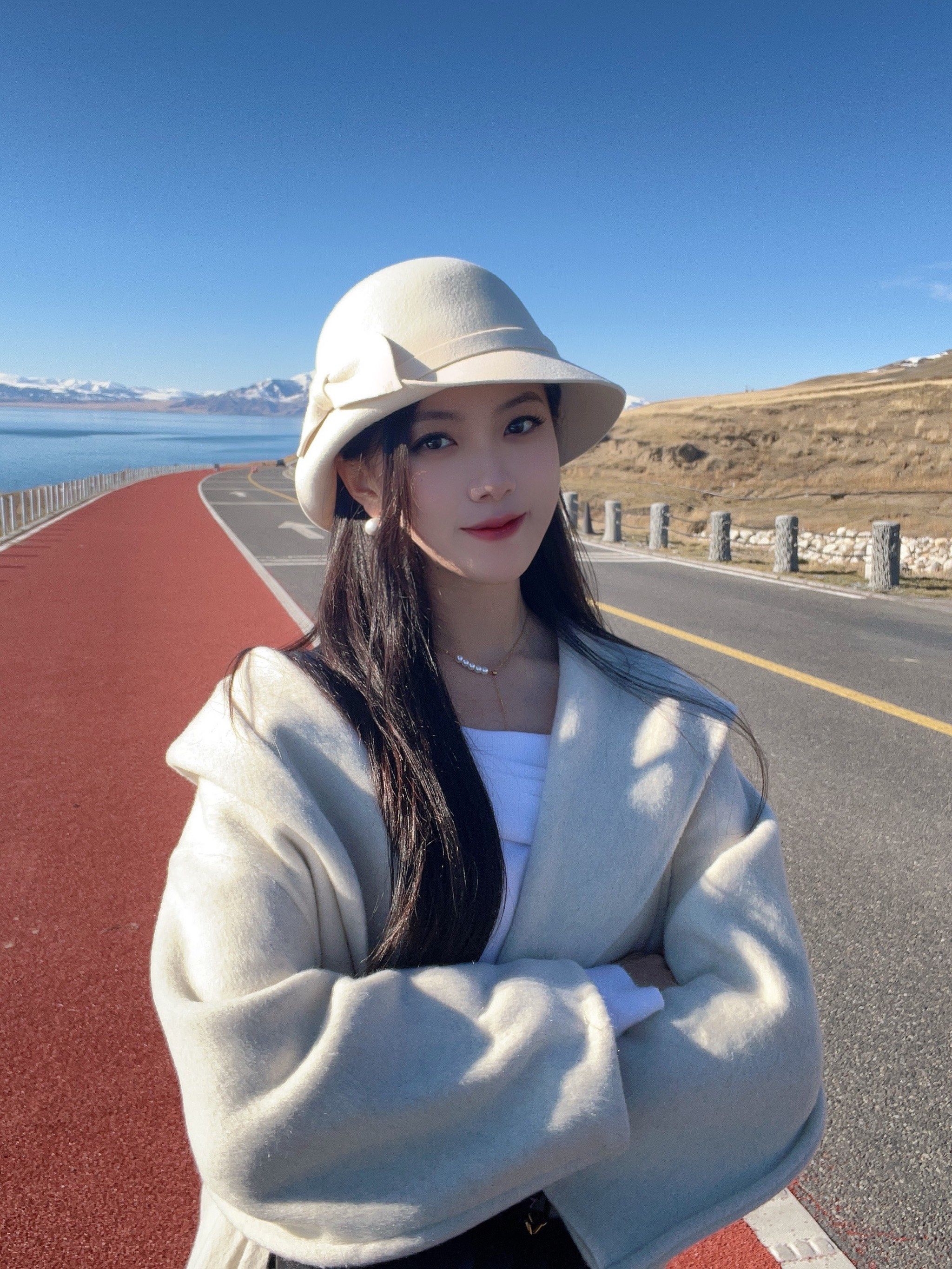 赛里木湖拍照教程夏天，旅游帮手