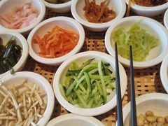 -包整·丝娃娃(一览甲秀楼风景店)