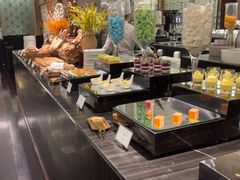-圣丰索菲特·2 On 988 Café 自助餐厅