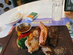 -伯顿西餐厅(厚街香榭丽店)