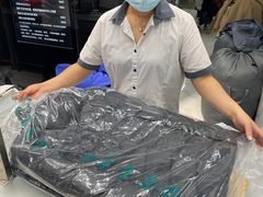 -福奈特洗衣·洗鞋·奢侈品护理(百联中环店)