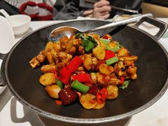 干锅吮牛蛙-湘爱(凤凰汇店)
