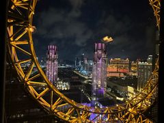 -影汇之星8字形摩天轮