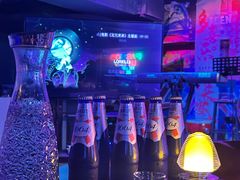 -8+1粤语·Live house