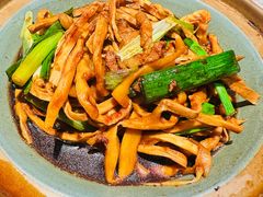 -吕氏焗小鲜•海鲜青岛菜(八大关店)