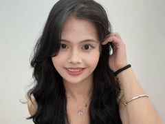 -鸿通城购物中心