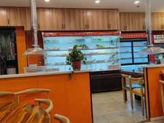 -哈尔滨小酒馆·鲜肉现穿自助烧烤(康新花园店)