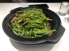 -梅飞酒家(名辉豪庭店)