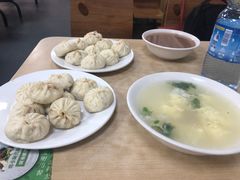 猪肉三鲜-津门永胜包子铺(哈尔滨道总店)